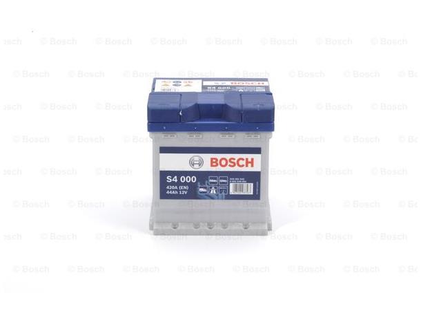 Startbatteri 44Ah 420A Bosch