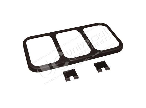 3 MODULE COVER AND LATCH KIT Universal Components 
