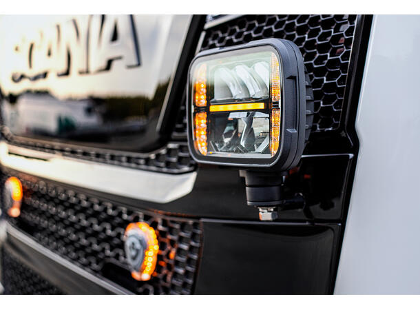 ALASKA BRØYTELYKT LED. Strands Lighting Division 