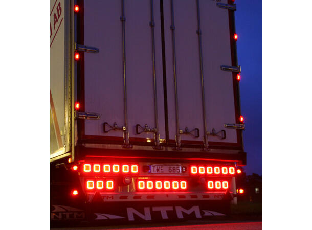 IZE LED BAKLYS/BREMS/BLINKLYS LED Strands Lighting Division 