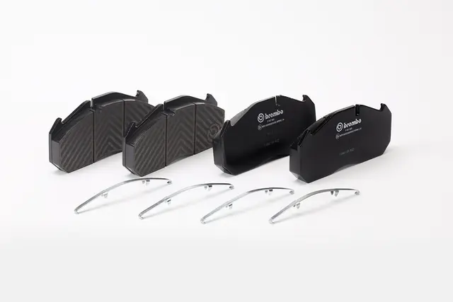 Bremseklosser MERCEDES-BENZ/RENAULTS/SET BREMBO 
