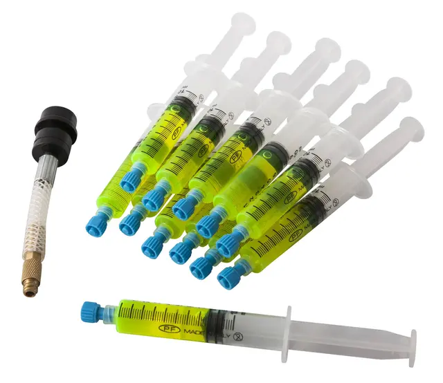 12 SYRINGE TRACER PACK 7,5ml FOR R1234yf Clas 