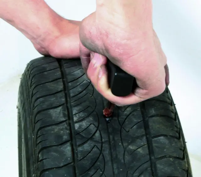 LV TUBELESS TIRE REPAIR KIT Clas 