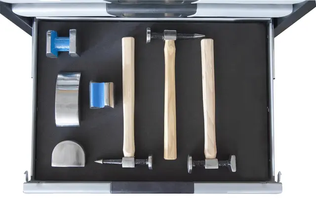 BODY REPAIR ROLLER CABINET 190 TOOLS Clas 