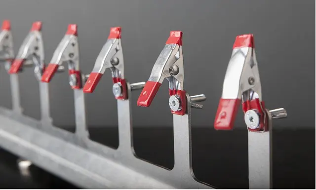 MAGNETIC PAINTWORK SUPPORT FOR REAR PARK Clas 