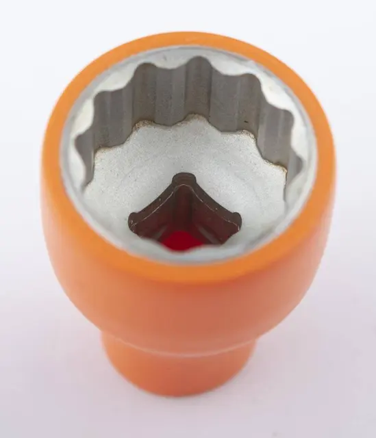 3/8" DOUBLE HEX INSULATED SOCKET 24mm Clas 