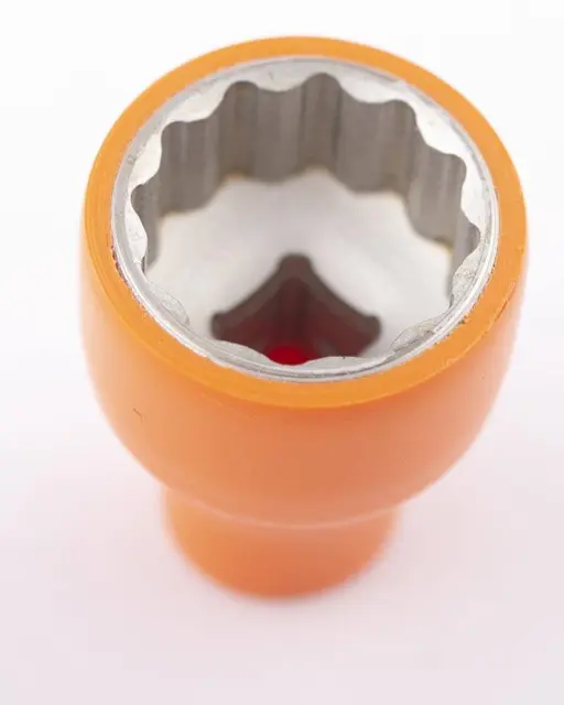3/8" DOUBLE HEX INSULATED SOCKET 24mm Clas 