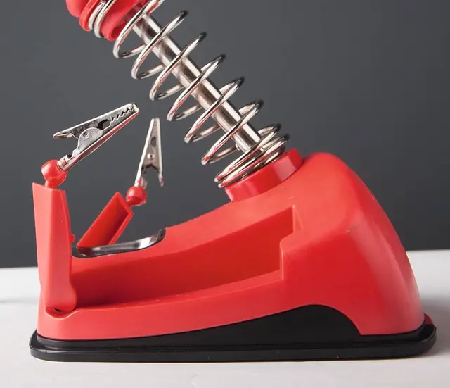 SOLDERING IRON 30W WITH STAND Clas 