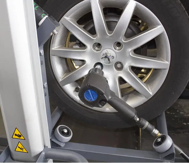 ELECTRIC & RECHARGEABLE WHEEL LIFTER MAX Clas 