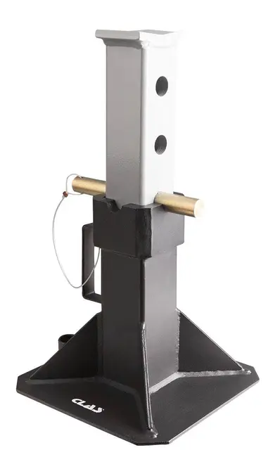 PAIR OF HEIGHT ADJUSTABLE JACK STANDS 22 Clas 