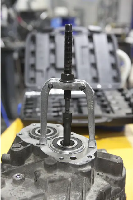 BEARING EXTRACTOR SET INTERNAL GRIP Ø8-Ø Clas 