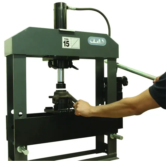 BEARING FORK SEAL INSTALLATION/EXTRACTIO Clas 