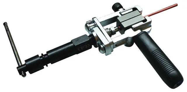 DIN/SAE BRAKE LINE REPAIR KIT Clas 