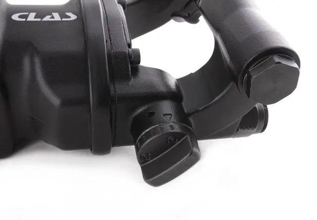 1" D. IMPACT WRENCH 2441Nm Clas 