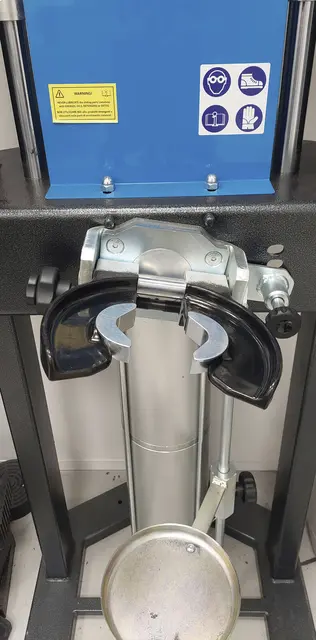 PNEUMATIC SPRING COMPRESSOR 4T Clas 
