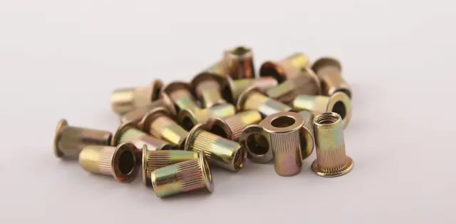 THREADED RIVET M5x13mm (25 PCS) Clas 