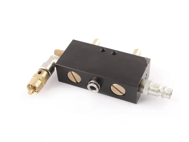 LIFT/LOWER CONTROL UNIT Clas 