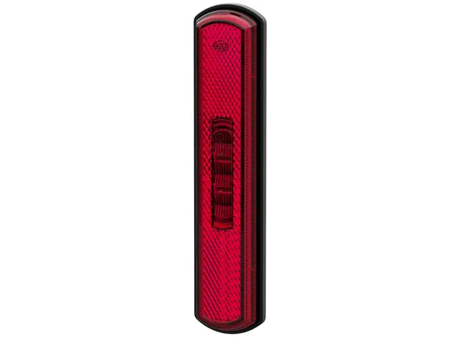 LAMP SMLR RED MD12/24 VER            2PS Hella 