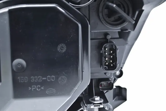 Xenon lyskaster BMW E60 Hø Hella 