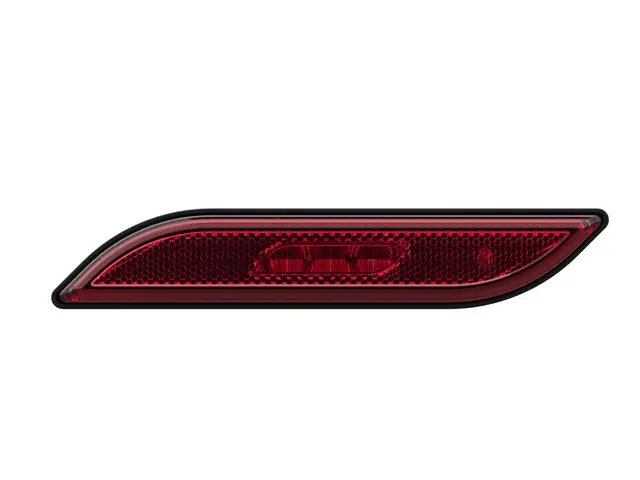 LAMP SMLR RED LH MD12/24             2PS Hella 