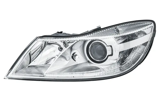 Hovedlampe Venstre Xenon Skoda Oct Hella 