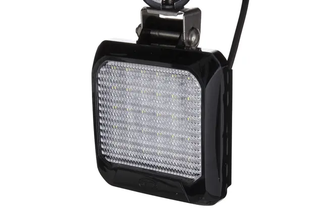 Arb.lyskast Flat Beam 500  Nær heng Hella 