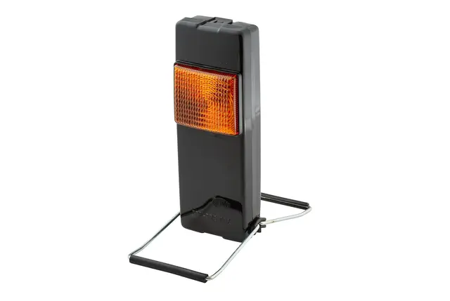 LAMP    SWBL YELL MG6                2XW Hella 