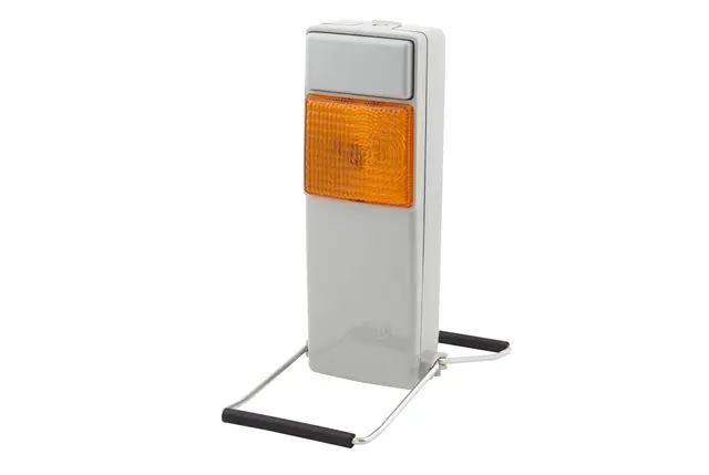 LAMP    SWBL YELL MG6        570-99  2XW Hella 