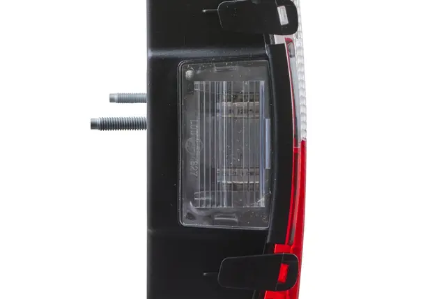 Baklykt m/trekantrefleks Hø 12V Hella 