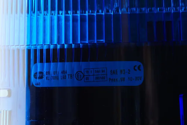 LED LAMP 12/24V BLUE PIPE MOUNT      2RL Hella 