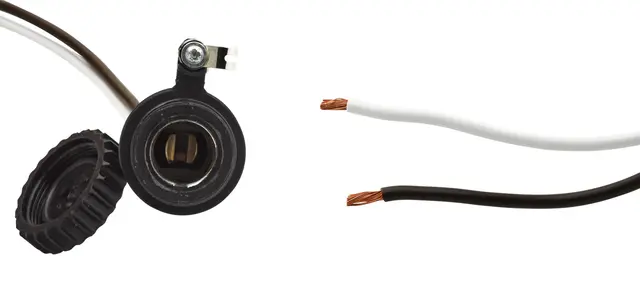 Kontakt liten (ISO 4165) m/skru lokk IP6 Hella 
