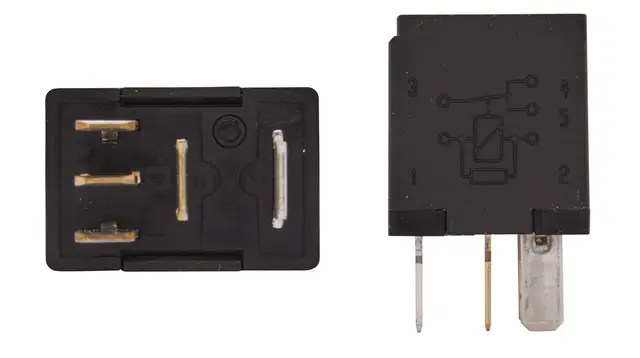 CHANGE OVER RELAY 12V                4RD Hella 
