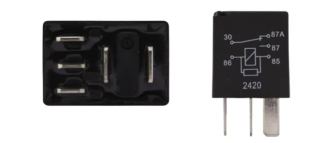 CHANGE OVER RELAY 24V                4RD Hella 