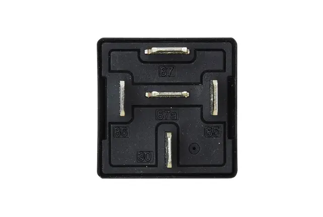 CHANGE OVER RELAY 24V                4RD Hella 