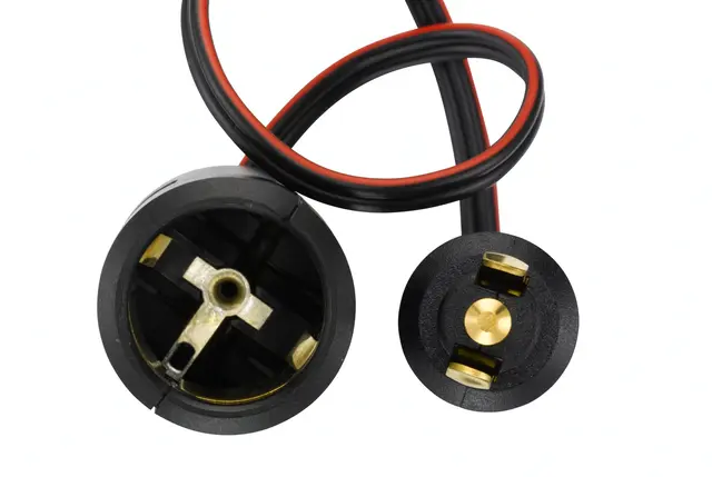 Adapter liten/stor (ISO 4165/lighter) Hella 