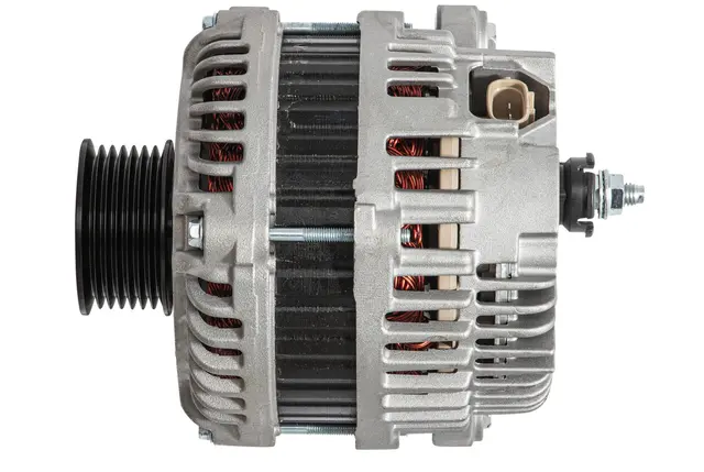 ALTERNATOR  14 V                     8EL Hella 