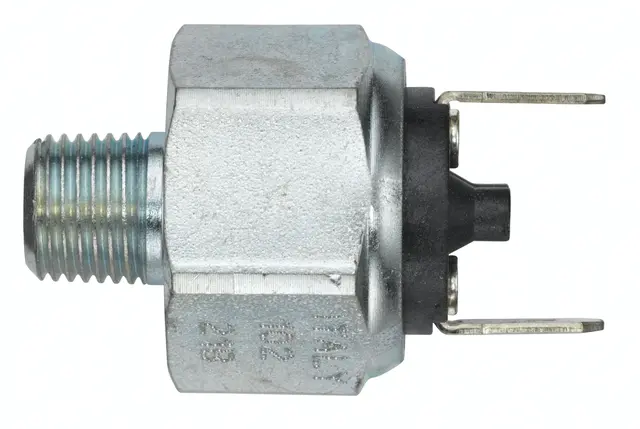 BREAK/STOPLIGHT SWITCH               6DL Hella 