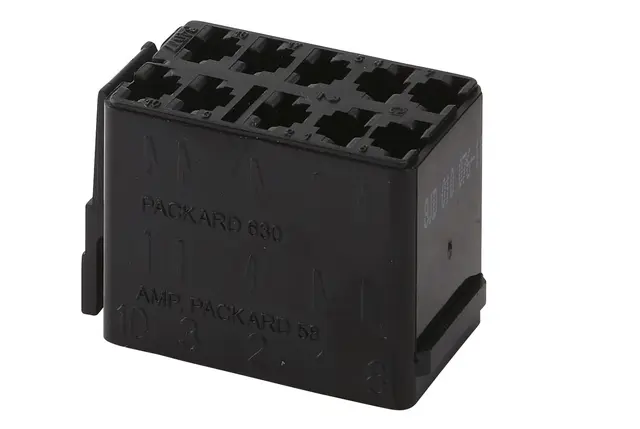 PLUG IN FEMALE HOUSING TYP II        8JD Hella 