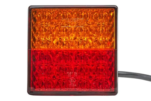 LED baklamper firkantet Hella 