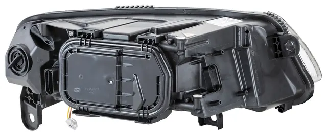 Lysk. Bi-Xenon Audi A6 Ve Hella 