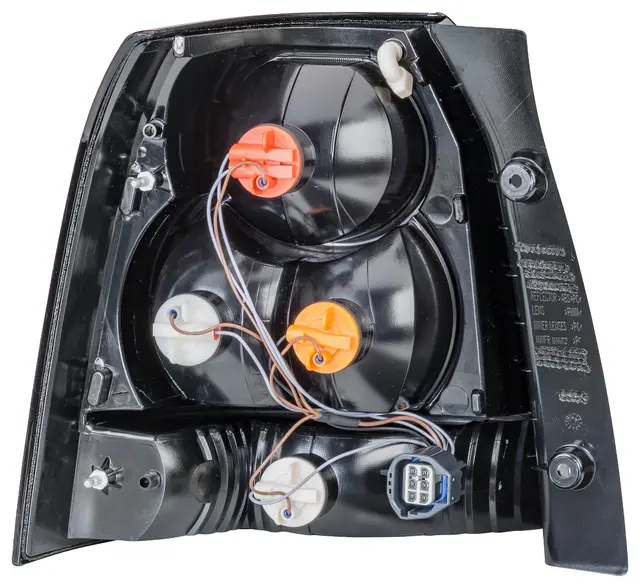 REAR LAMP SRBBLZR NES RH             2VA Hella 