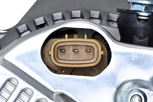 ALTERNATOR                           8EL Hella 