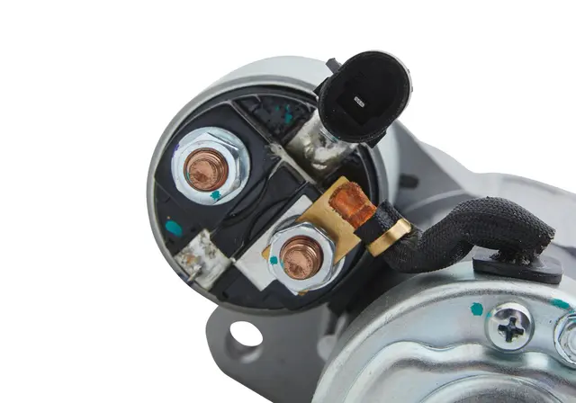 STARTER 12 V                         8EA Hella 