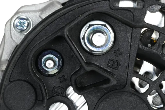 ALTERNATOR 14V                       8EL Hella 