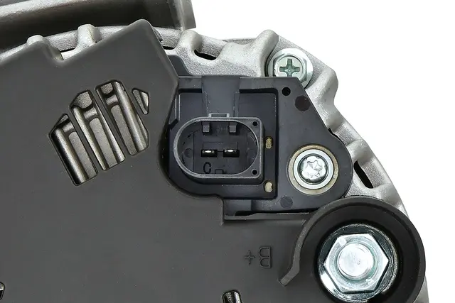 ALTERNATOR                           8EL Hella 