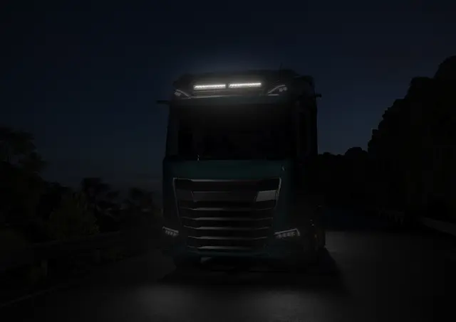 SPOTLIGHT                            1FJ Hella 