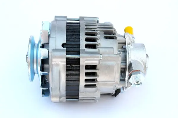 ALTERNATOR 12V 70A                   8EL Hella 