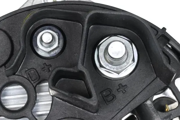 ALTERNATOR                           8EL Hella 