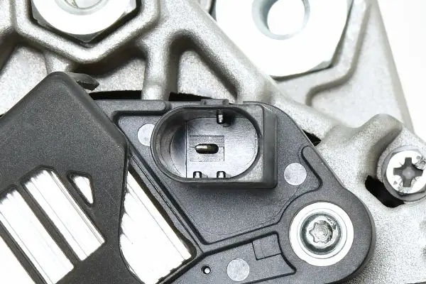 ALTERNATOR                           8EL Hella 