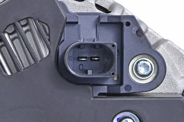 ALTERNATOR                           8EL Hella 